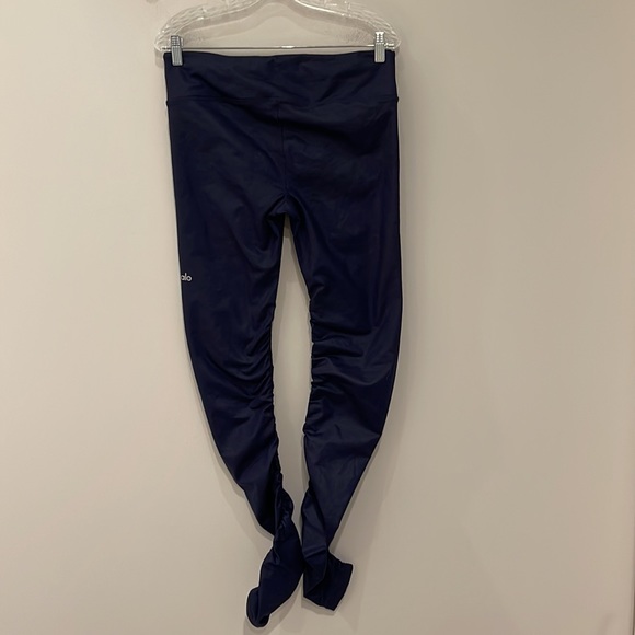 Alo Yoga Idol Legging - Picture 4 of 7